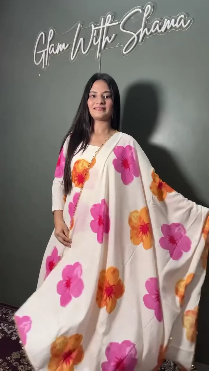 Anarkali: A Regal Blend of Flowing Flair, Traditional Craft, and Timeless Ethnic Elegance