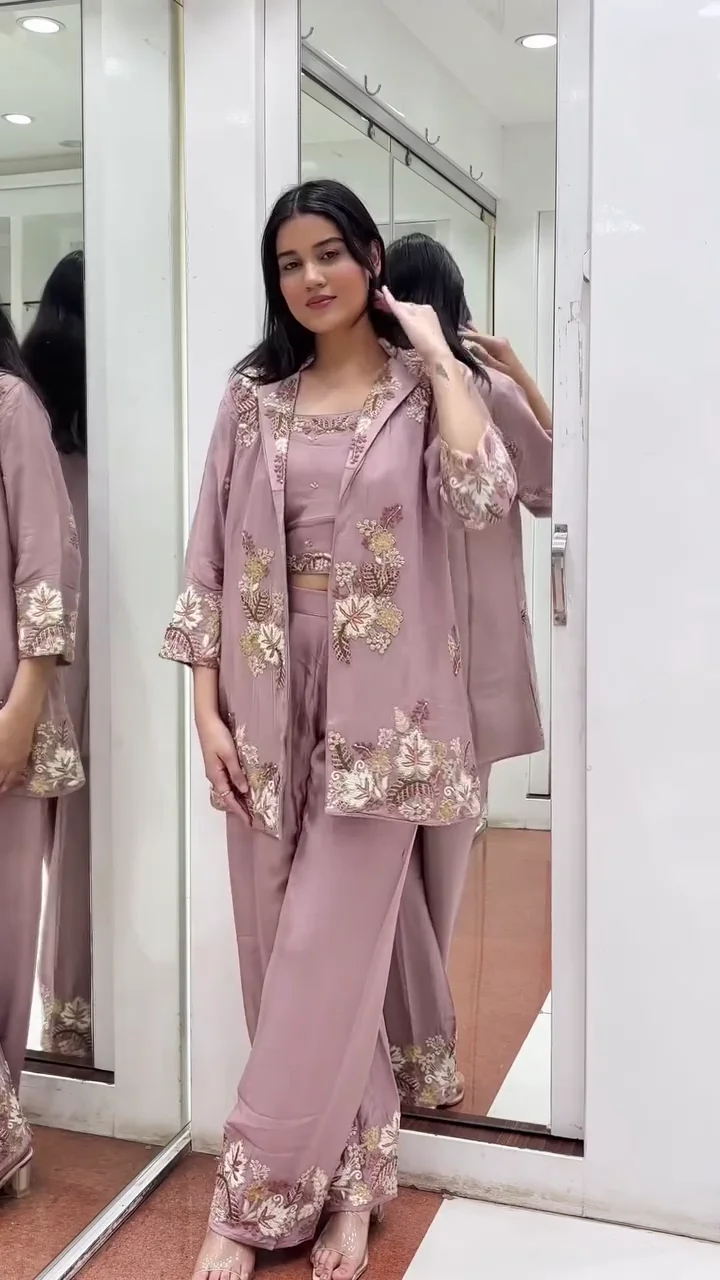 Shrug for Women & Girls – Lightweight Fabric, Open Front Design & Perfect for Casual, Party, and Ethnic Wear