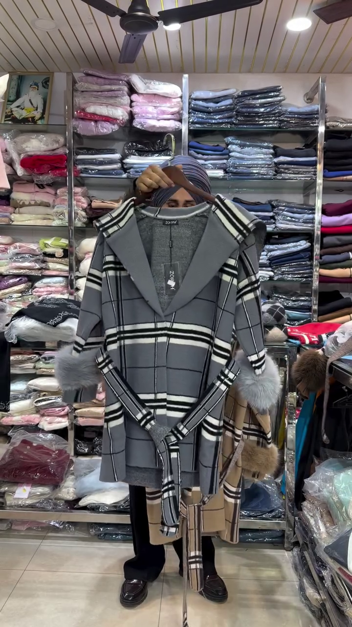 Soft & Warm Winter Sweater for Men and Women | Full-Sleeve Cozy Knitwear | Stylish, Comfortable & Perfect for Cold Weather - Image 2