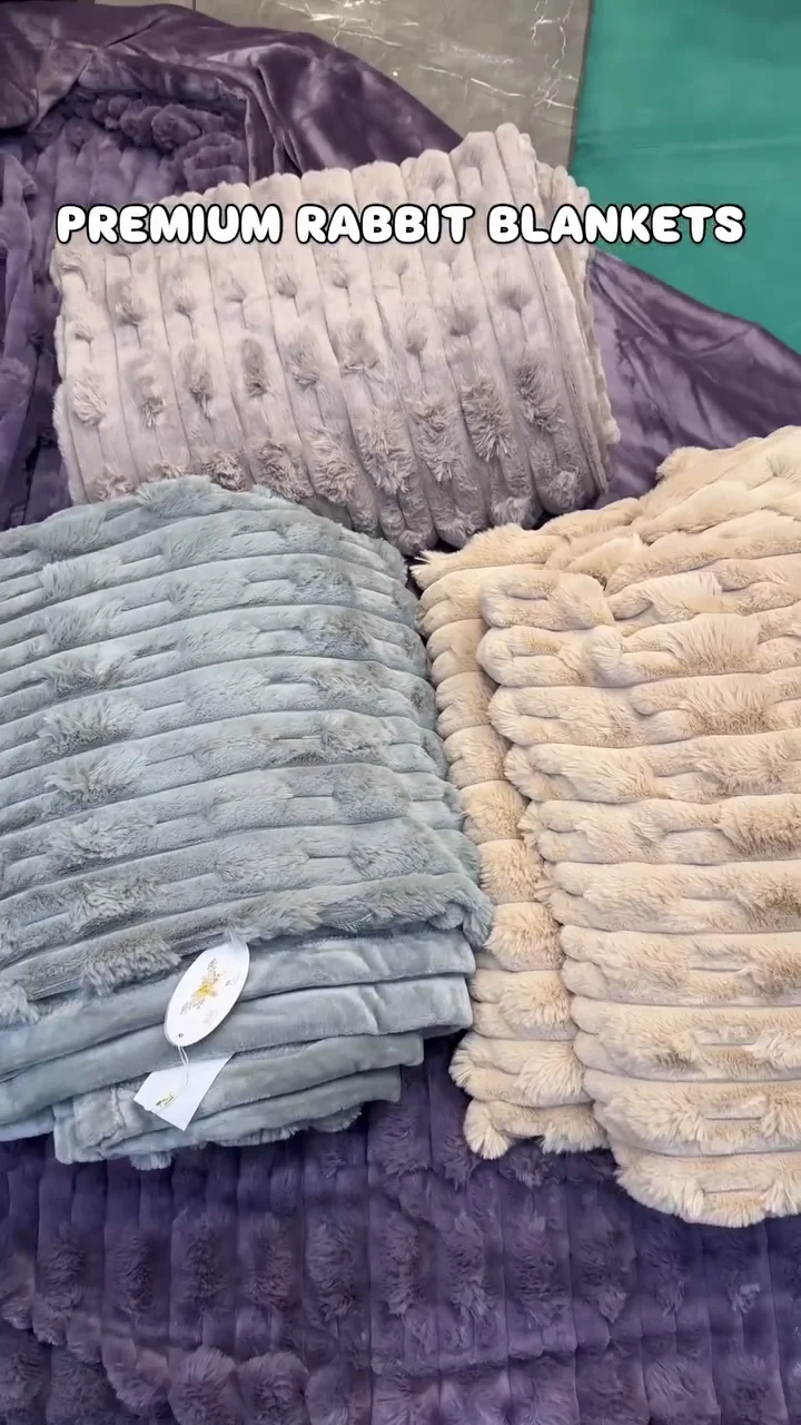 Soft Warm Blanket for Winter | Cozy & Lightweight Comforter | Comfortable Bedding Blanket for Home, Travel & Daily Use