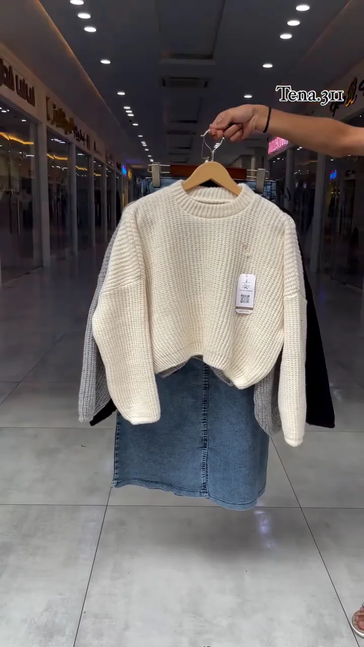 Warm Winter Sweater for Men & Women | Soft Woolen Knitwear with Cozy Comfort & Stylish Design - Image 2