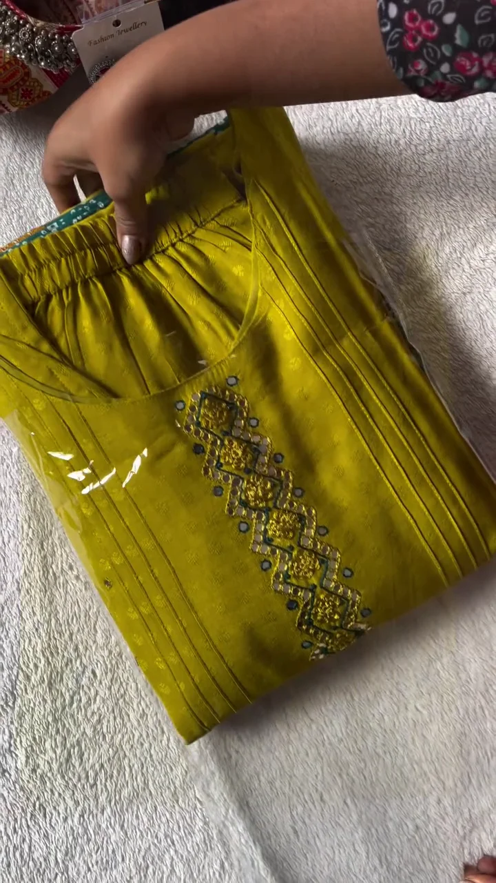 Vibrant Olive-Green Chanderi Kurta with Geometric Mirror-Work Embroidery, Pintuck Detailing, and a Contrasting Teal Bandhani Print Dupatta with Zari Borders
